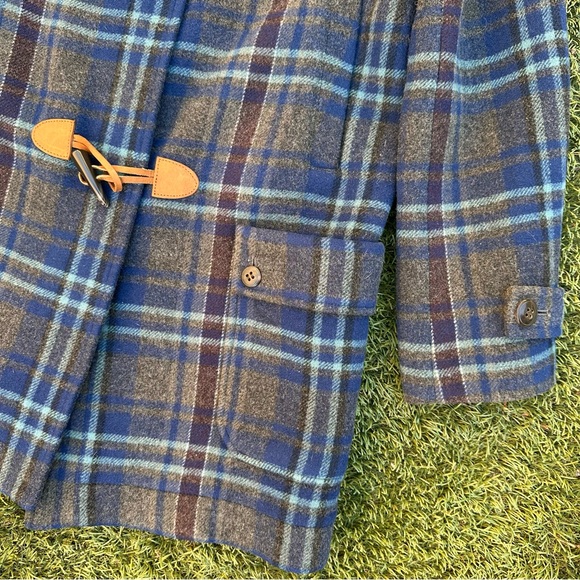 L.L. Bean Signature Women’s Wool Blend Duffle Coat Plaid Toggle Botton Trench 10 - Picture 4 of 11